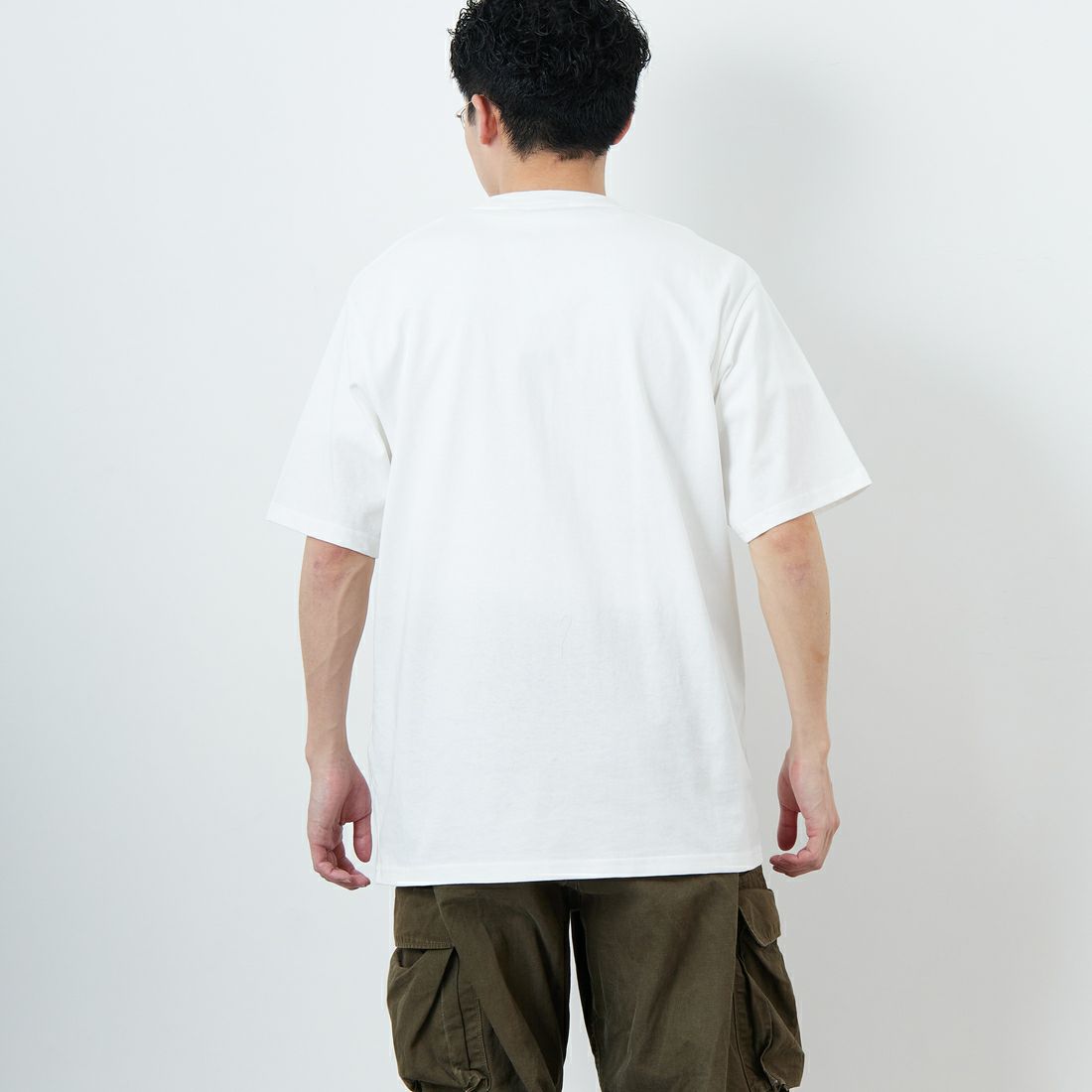 GRAMiCCi [グラミチ] ワンポイントTシャツ [G304-OGJ] WHITE &&モデル身長：168cm 着用サイズ：L&&