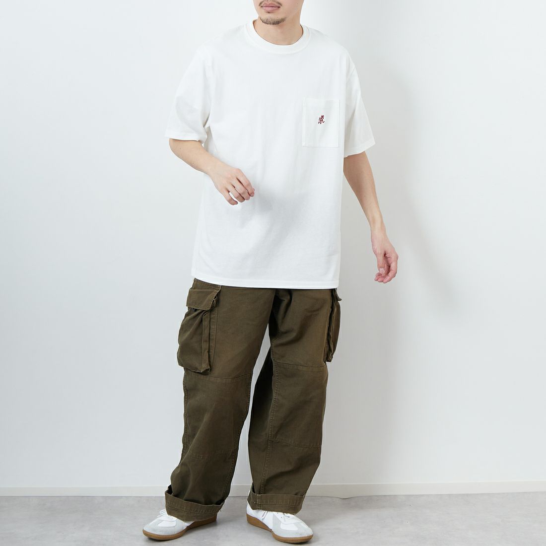 GRAMiCCi [グラミチ] ワンポイントTシャツ [G304-OGJ] WHITE &&モデル身長：168cm 着用サイズ：L&&
