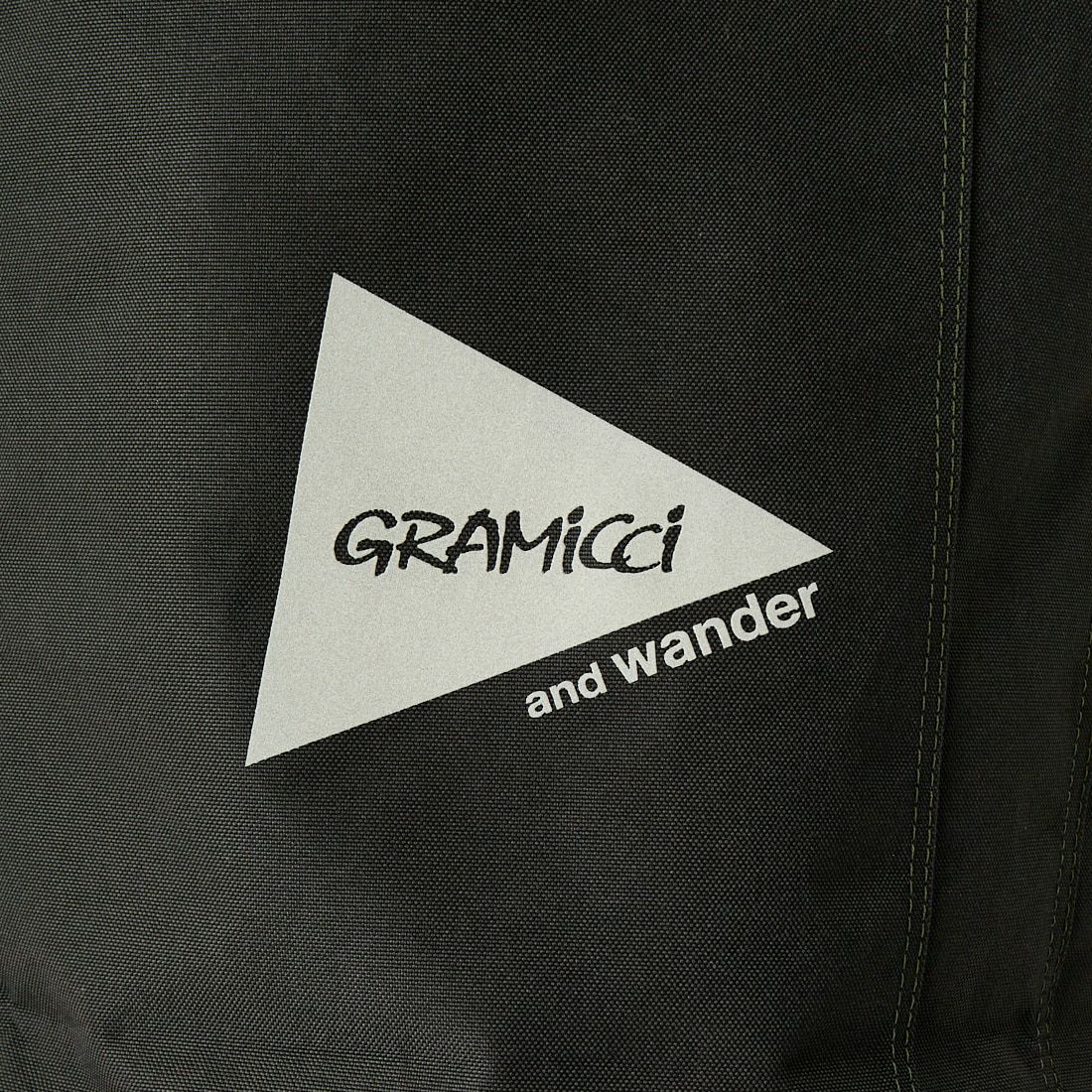 GRAMiCCi [グラミチ] GRAMiCCi×and wander マルチパッチワーク2WAYパック [GAC4-S3014] BLACK