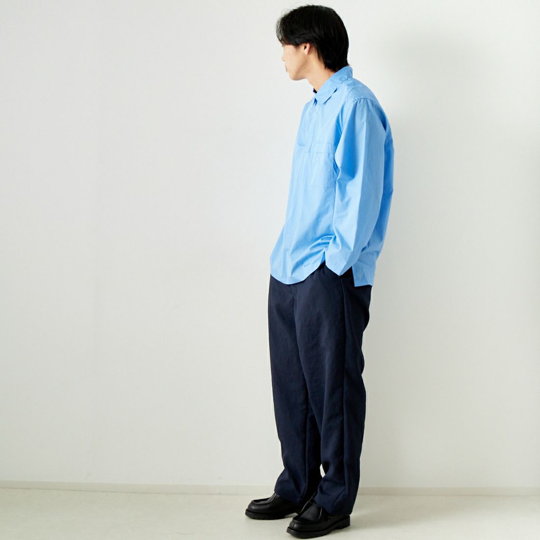 STILL BY HAND [スティルバイハンド] コットンプルオーバーシャツ [SH03241] SKY BLUE &&モデル身長：179cm 着用サイズ：48&&