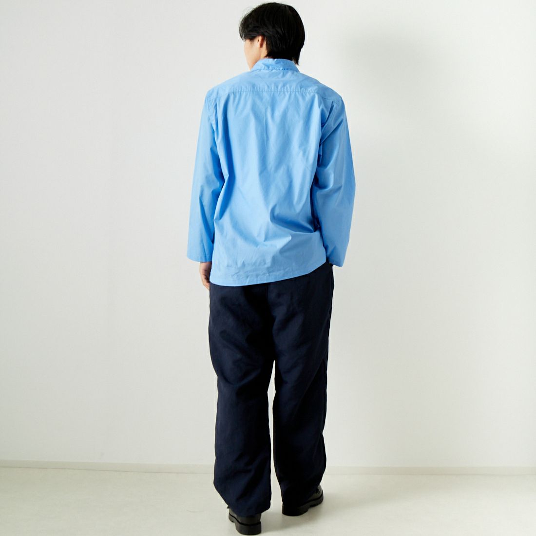 STILL BY HAND [スティルバイハンド] コットンプルオーバーシャツ [SH03241] SKY BLUE &&モデル身長：179cm 着用サイズ：48&&