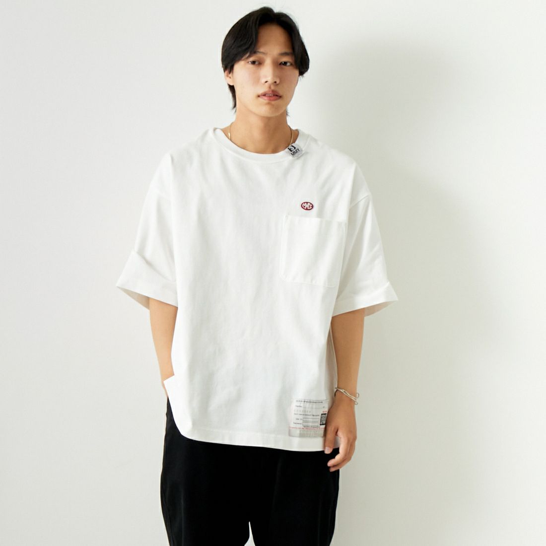 Maison MIHARA YASUHIRO [メゾン ミハラヤスヒロ] バックプリンテッドTシャツ [A12TS641] WHITE &&モデル身長：179cm 着用サイズ：46&&