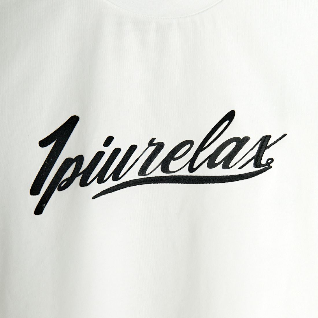 1PIU1UGUALE3 RELAX [ウノ ピゥ ウノ ウグァーレ トレ] フローイングロゴTシャツ [UST-24004] SN10 WHITE