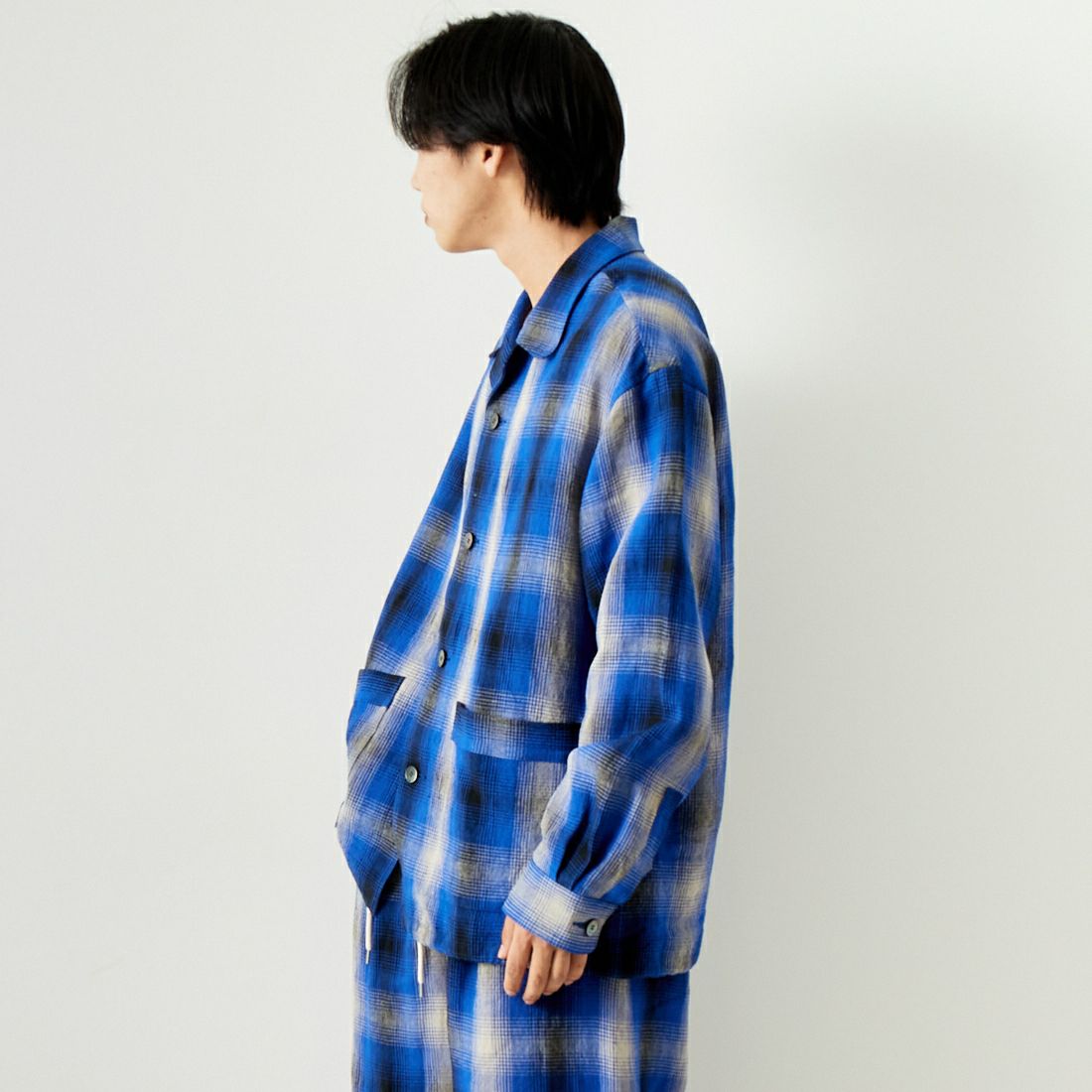 ATELIER BETON [アトリエベトン] リネンチェック シャツブルゾン [241-10D] BLUE CHK &&モデル身長：179cm 着用サイズ：4&&