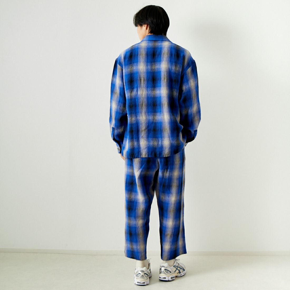 ATELIER BETON [アトリエベトン] リネンチェック シャツブルゾン [241-10D] BLUE CHK &&モデル身長：179cm 着用サイズ：4&&