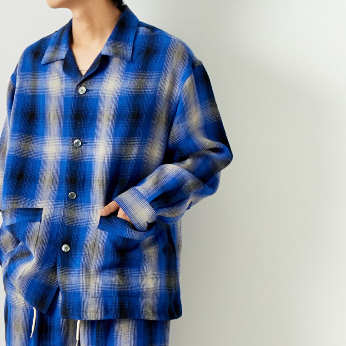 ATELIER BETON [アトリエベトン] リネンチェック シャツブルゾン [241-10D] BLUE CHK &&モデル身長：179cm 着用サイズ：4&&