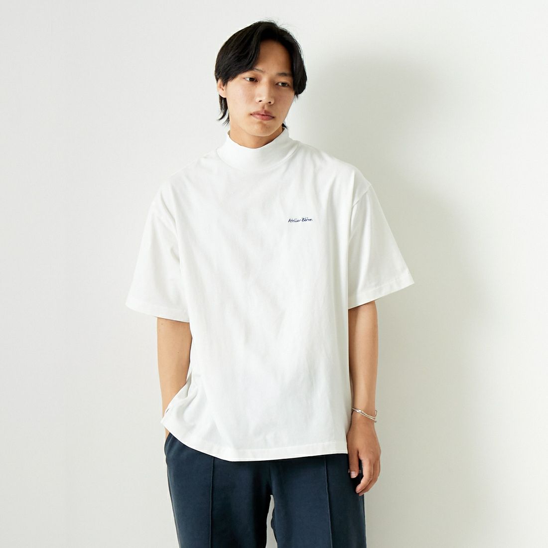 ATELIER BETON [アトリエベトン] ドライクロス モックネックTシャツ [241-31M] WHITE &&モデル身長：179cm 着用サイズ：4&&