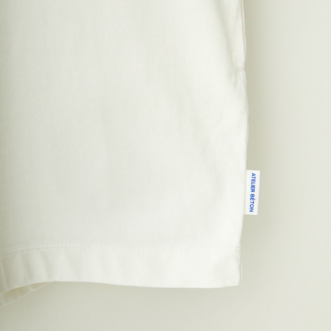 ATELIER BETON [アトリエベトン] ドライクロスビッグプリントTシャツ [241-32M] WHITE &&モデル身長：179cm 着用サイズ：4&&