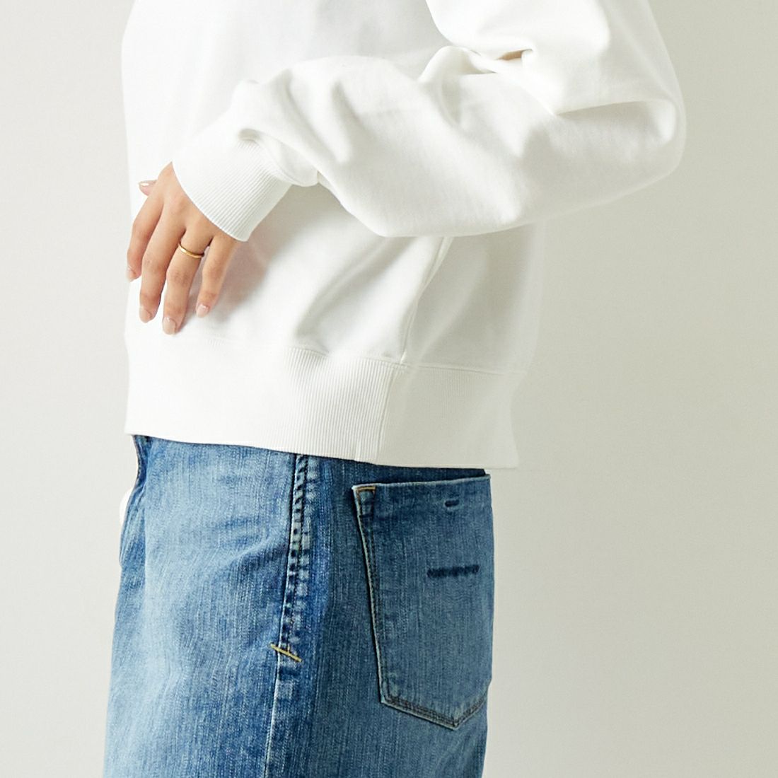 Barbour [バブアー] BARBOURロゴ クルーネックスウェット [241LOLG001] IVORY