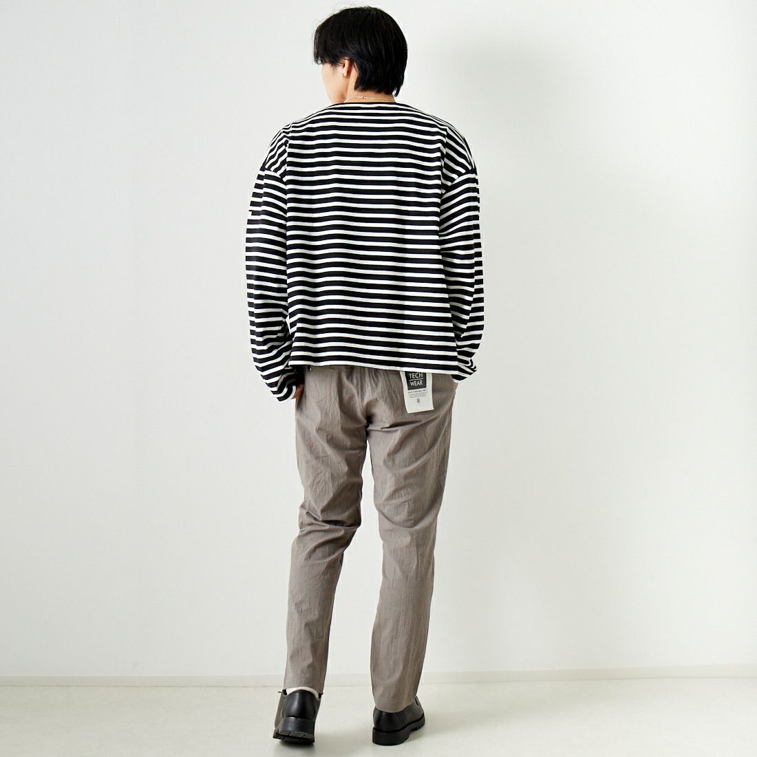 ORCIVAL [オーシバル] ショート丈ボーダープルオーバー [B264] BLACK/WHIT &&モデル身長：179cm 着用サイズ：5&&