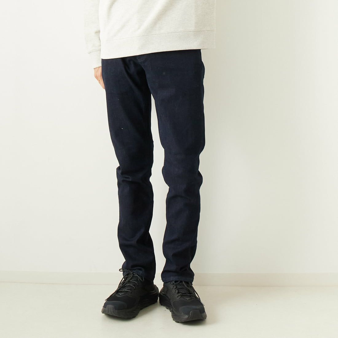 DARK BLUE&&モデル身長：182cm 着用サイズ：29&&