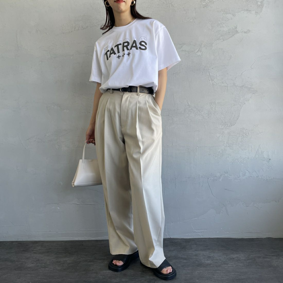 TATRAS [タトラス] ANICETO/アニチェート Tシャツ [MTAT24S8261-M] WHITE &&モデル身長：163cm 着用サイズ：1&&