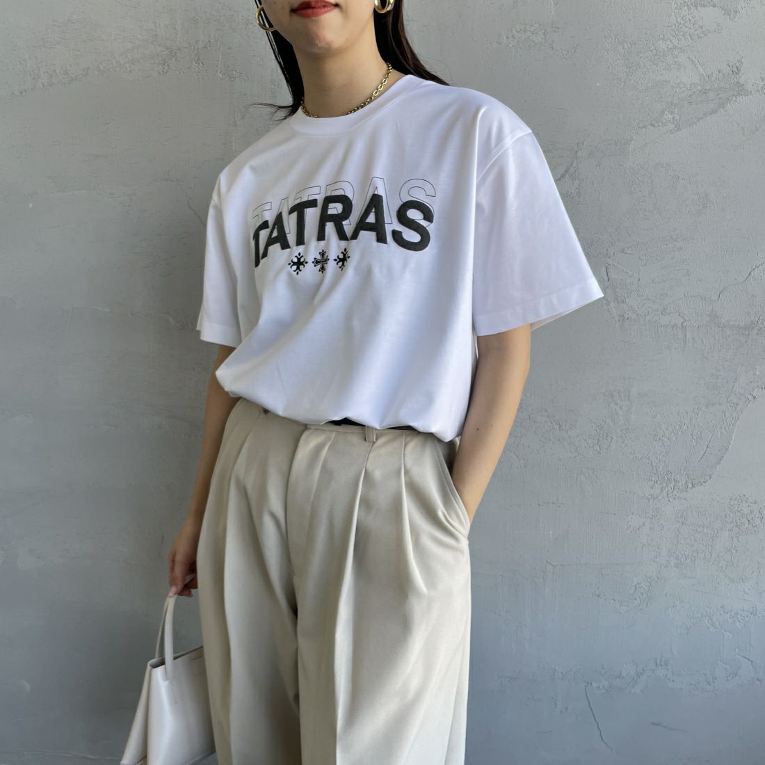 TATRAS [タトラス] ANICETO/アニチェート Tシャツ [MTAT24S8261-M] WHITE &&モデル身長：163cm 着用サイズ：1&&