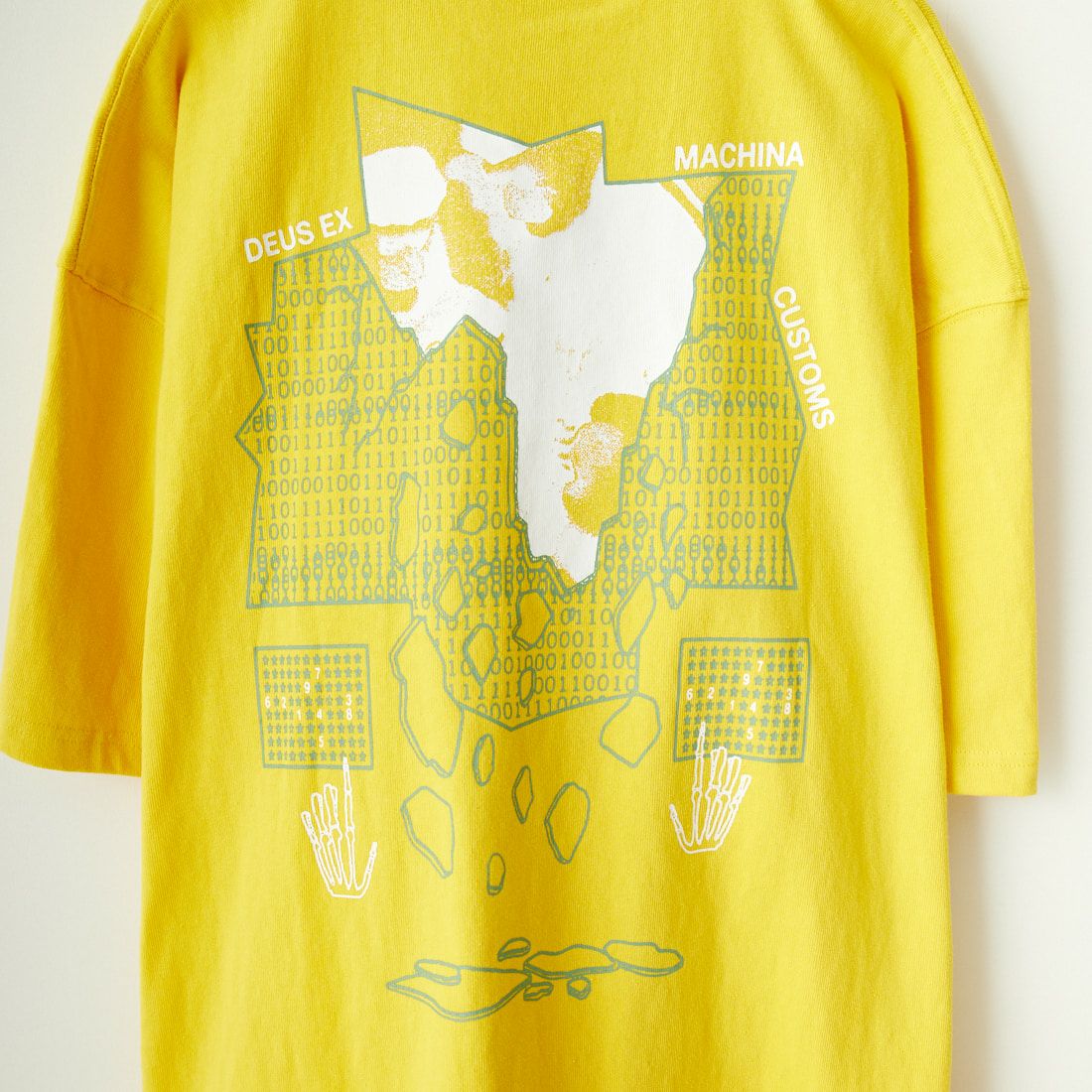 DEUS EX MACHINA [デウス エクス マキナ] PRIMITIVE LEARNING TEE [DMS231191A] CYBER YELL