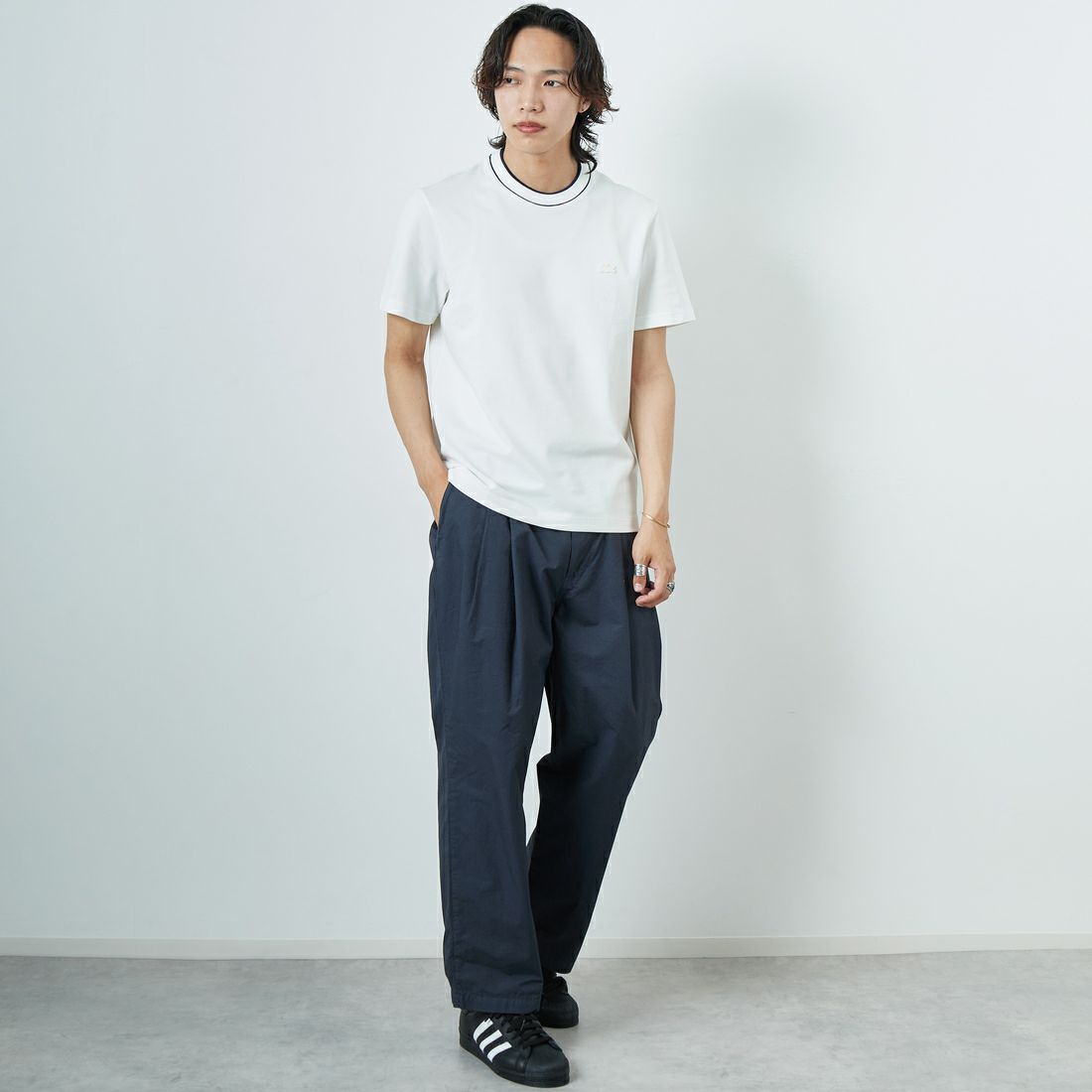 LACOSTE [ラコステ] ラインドリブネック鹿の子地Tシャツ [TH1004] 70V WHITE &&モデル身長：179cm 着用サイズ：4&&