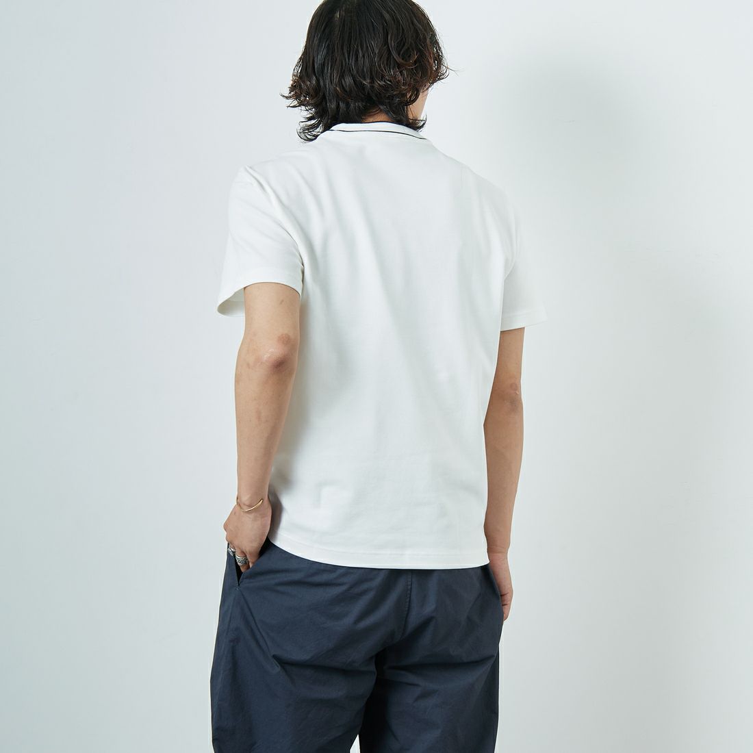 LACOSTE [ラコステ] ラインドリブネック鹿の子地Tシャツ [TH1004] 70V WHITE &&モデル身長：179cm 着用サイズ：4&&