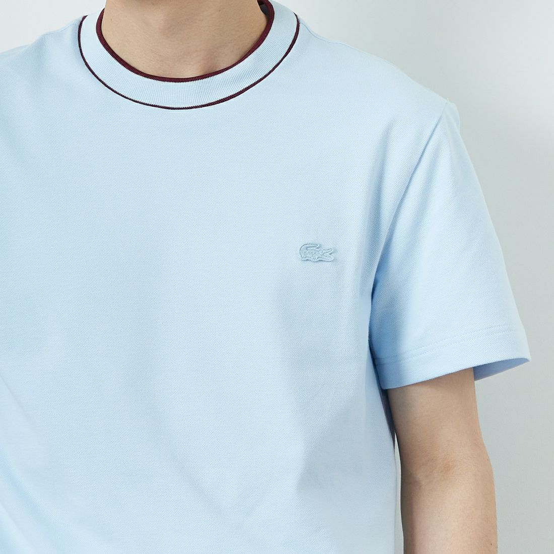LACOSTE [ラコステ] ラインドリブネック鹿の子地Tシャツ [TH1004] T01 SAX &&モデル身長：168cm 着用サイズ：3&&