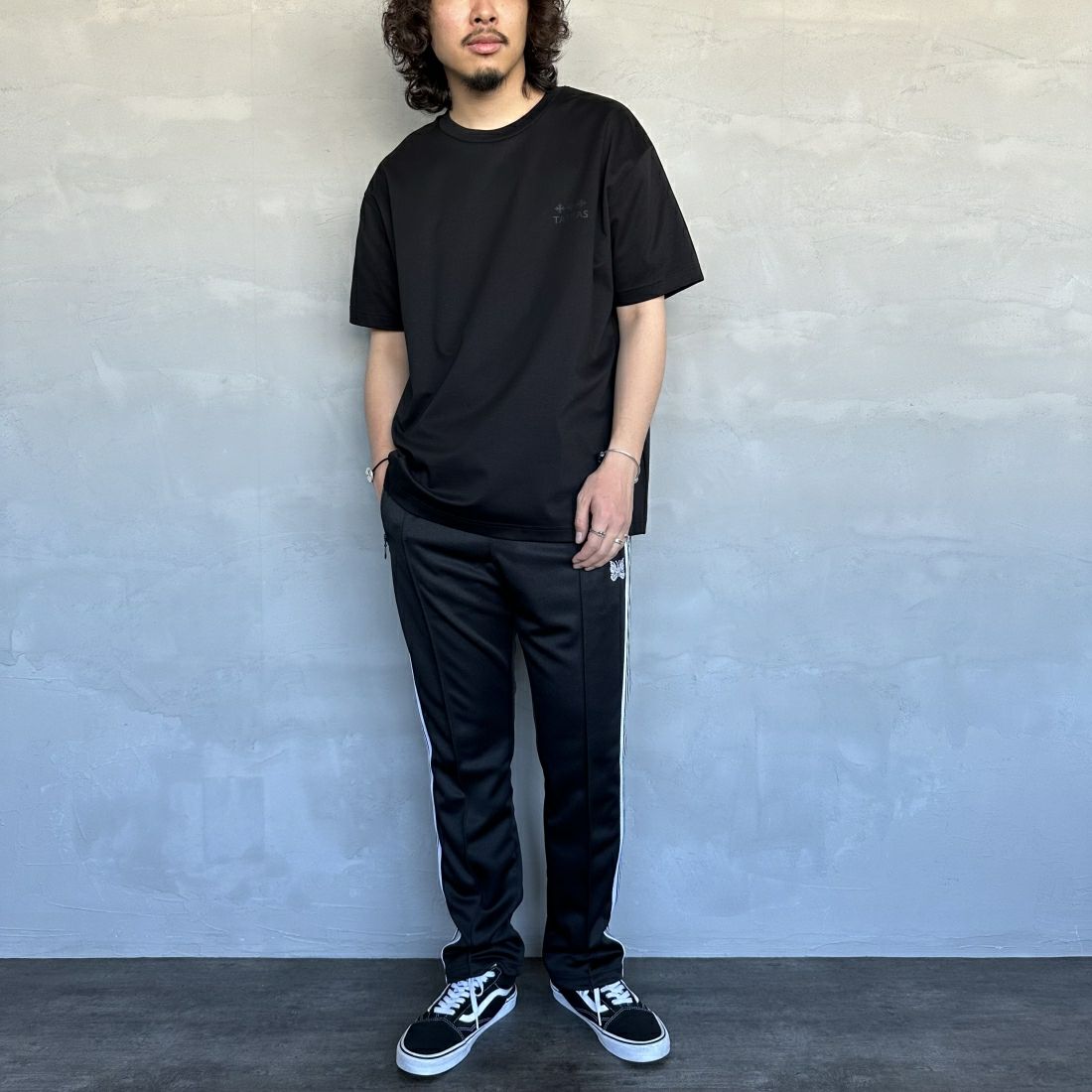 TATRAS [タトラス] EION/エイオン クルーネックTシャツ [MTAT24S8239-M] BLACK &&モデル身長：173cm 着用サイズ：3&&