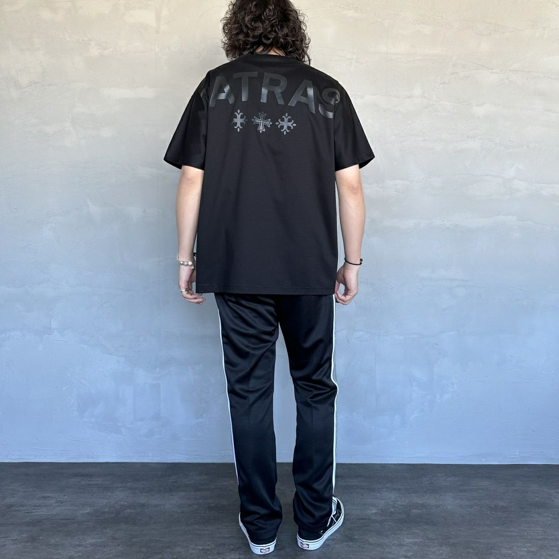 TATRAS [タトラス] EION/エイオン クルーネックTシャツ [MTAT24S8239-M] BLACK &&モデル身長：173cm 着用サイズ：3&&