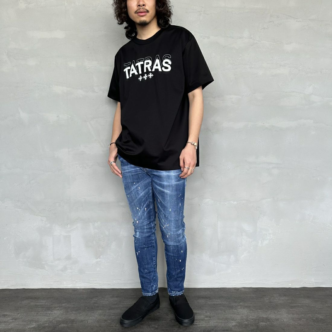 TATRAS [タトラス] ANICETO/アニチェート ロゴTシャツ [MTAT24S8261-M] BLACK &&モデル身長：173cm 着用サイズ：3&&