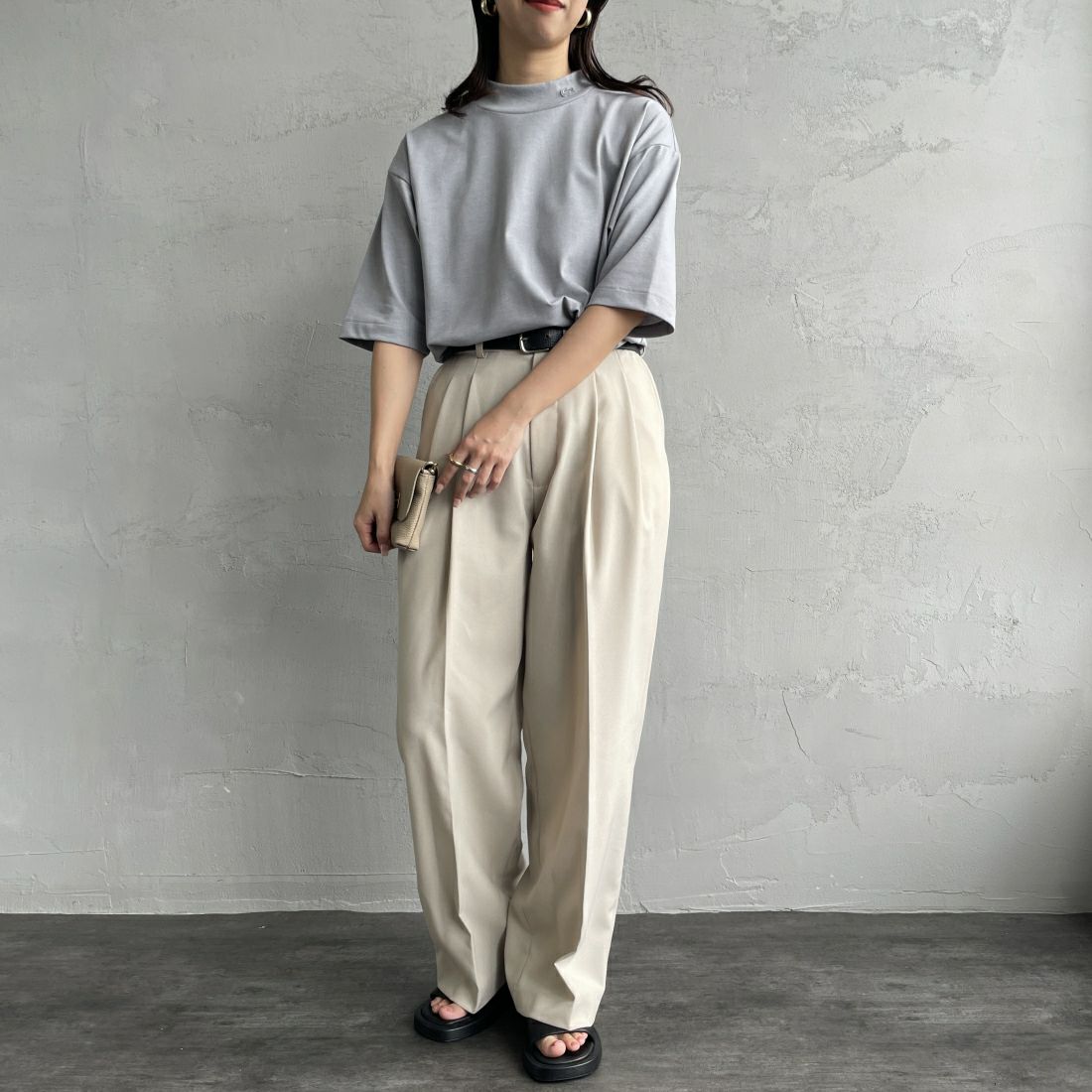 LACOSTE [ラコステ] 5分袖モックネックサマーニットTシャツ [TH079] CCA L.GREY &&モデル身長：163cm 着用サイズ：2&&