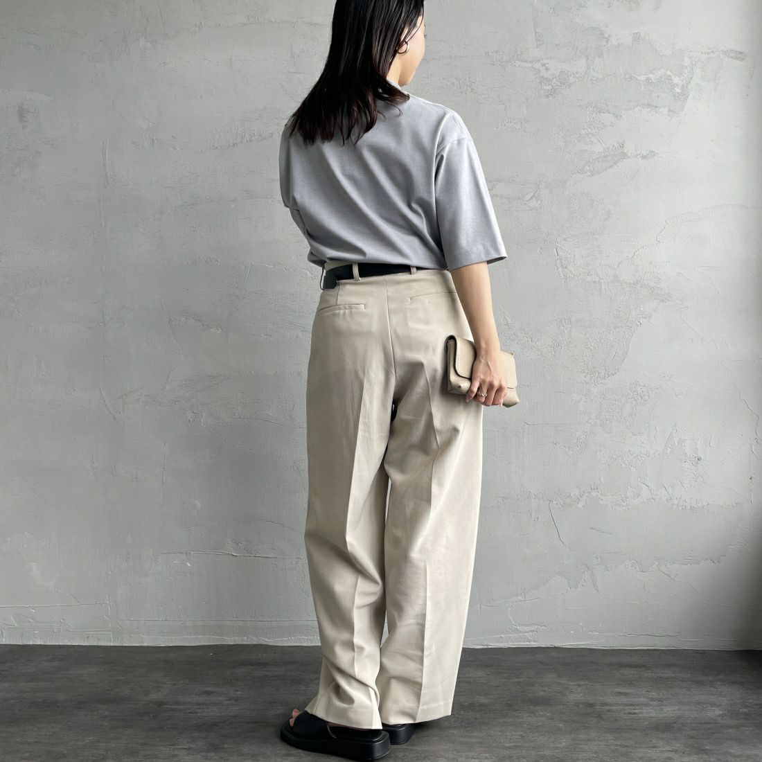 LACOSTE [ラコステ] 5分袖モックネックサマーニットTシャツ [TH079] CCA L.GREY &&モデル身長：163cm 着用サイズ：2&&
