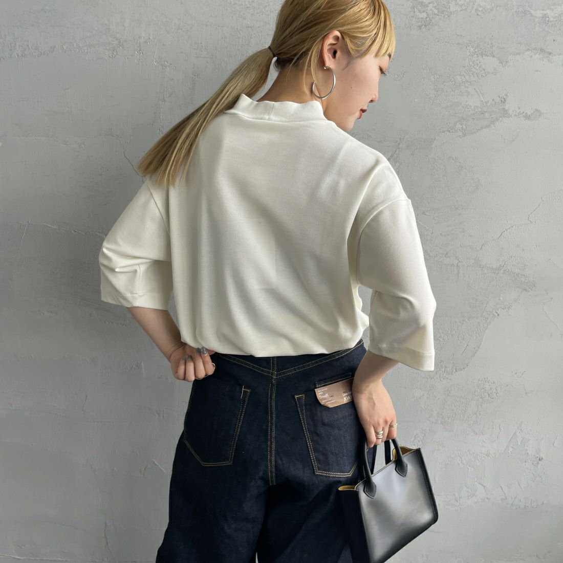 LACOSTE [ラコステ] 5分袖モックネックサマーニットTシャツ [TH079] 70V VLOUR &&モデル身長：156cm 着用サイズ：2&&