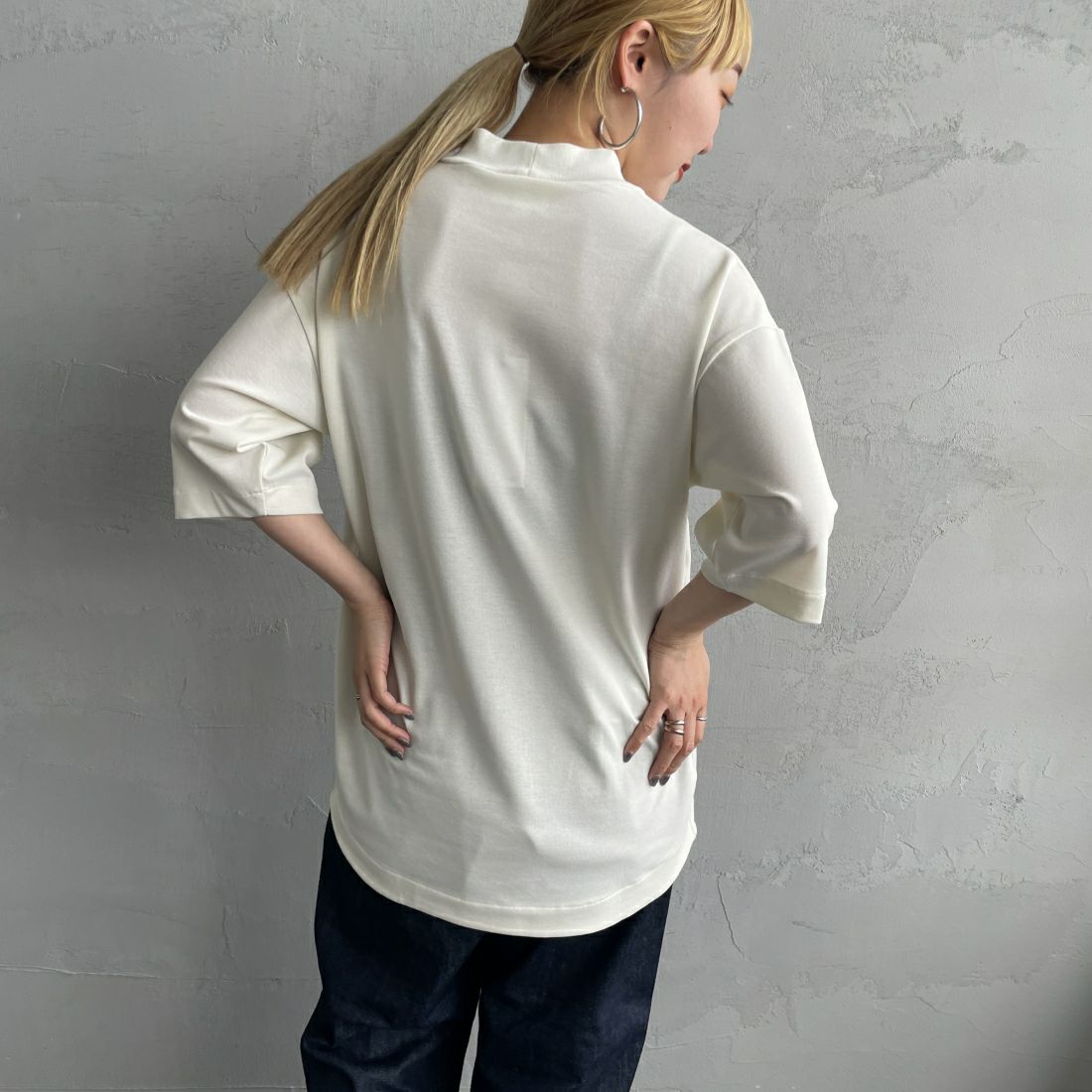 LACOSTE [ラコステ] 5分袖モックネックサマーニットTシャツ [TH079] 70V VLOUR &&モデル身長：156cm 着用サイズ：2&&