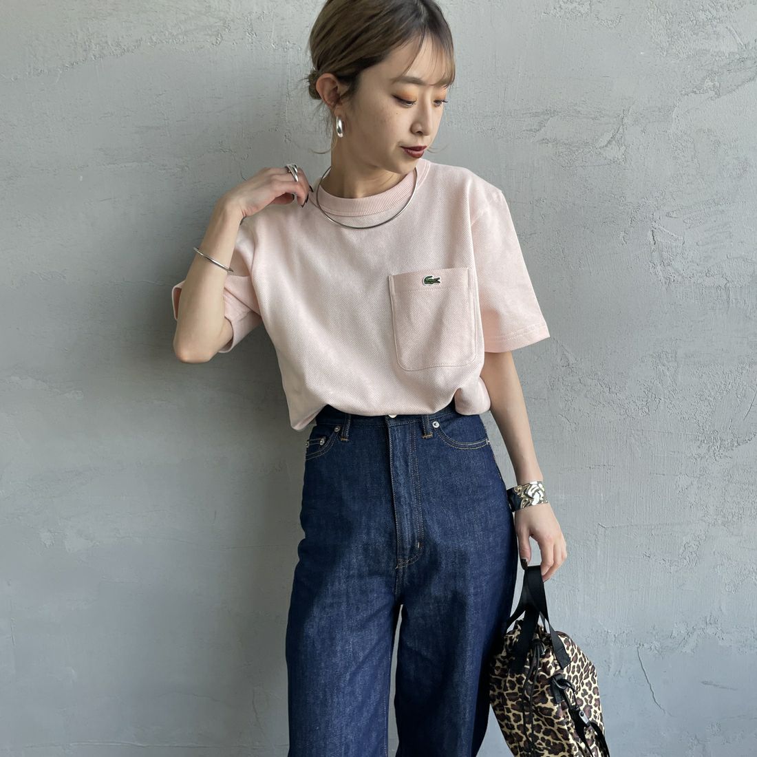 LACOSTE [ラコステ] ワンポイントロゴ 鹿の子ポケットTシャツ [TH4921] HCZ L.PINK &&モデル身長：150cm 着用サイズ：2&&