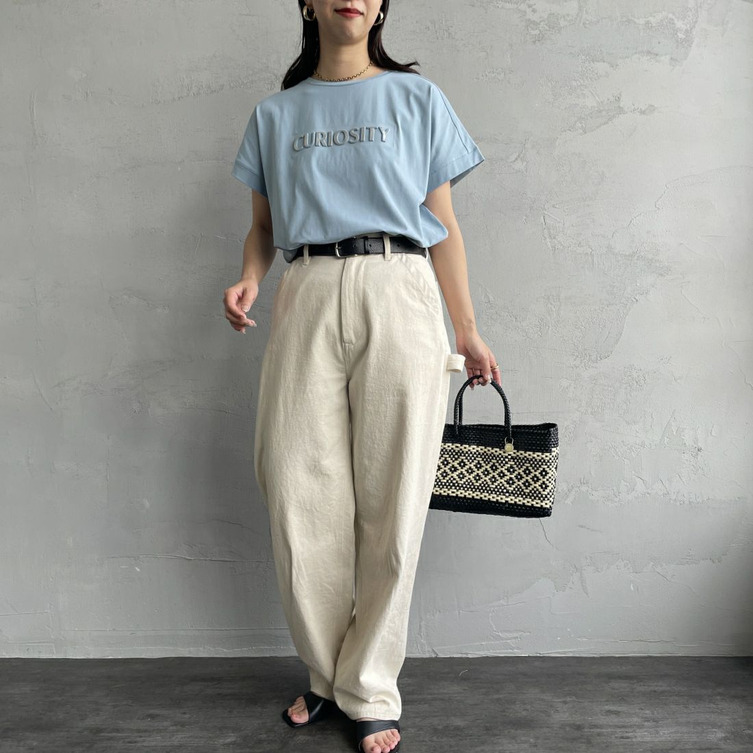 Maison de L'allure [メゾン ドゥ ラリュール] エンボスロゴドルマンスリーブＴシャツ [24112014] 10 SAX &&モデル身長：163cm 着用サイズ：F&&