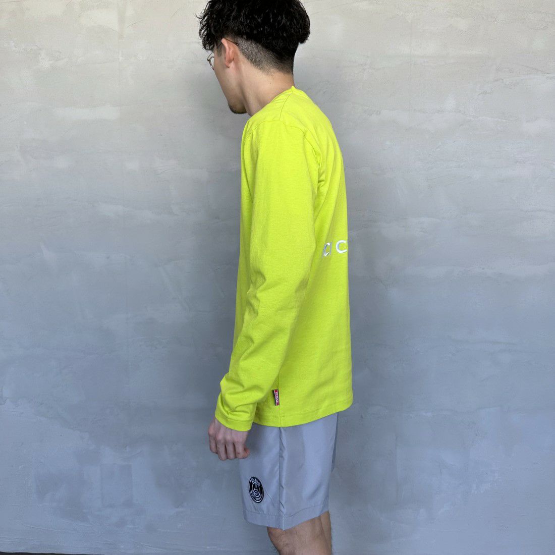 PARIS SAINT-GERMAN [パリ・サンジェルマン] PSG刺繍ロゴ ロングスリーブTシャツ [PS0324SS0001] L.GREEN &&モデル身長：168cm 着用サイズ：M&&