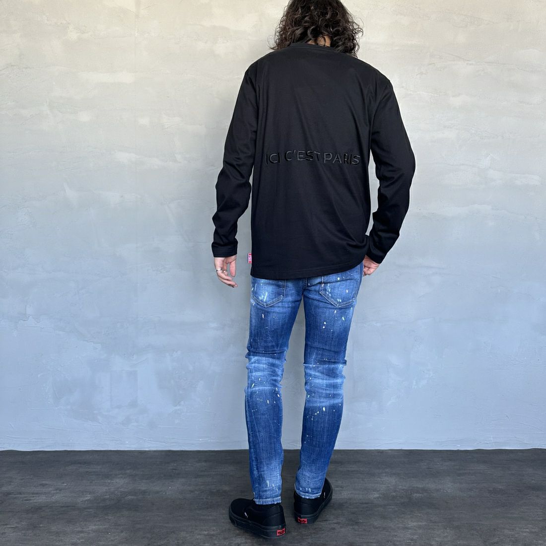 PARIS SAINT-GERMAN [パリ・サンジェルマン] PSG刺繍ロゴ ロングスリーブTシャツ [PS0324SS0001] BLACK &&モデル身長：173cm 着用サイズ：L&&