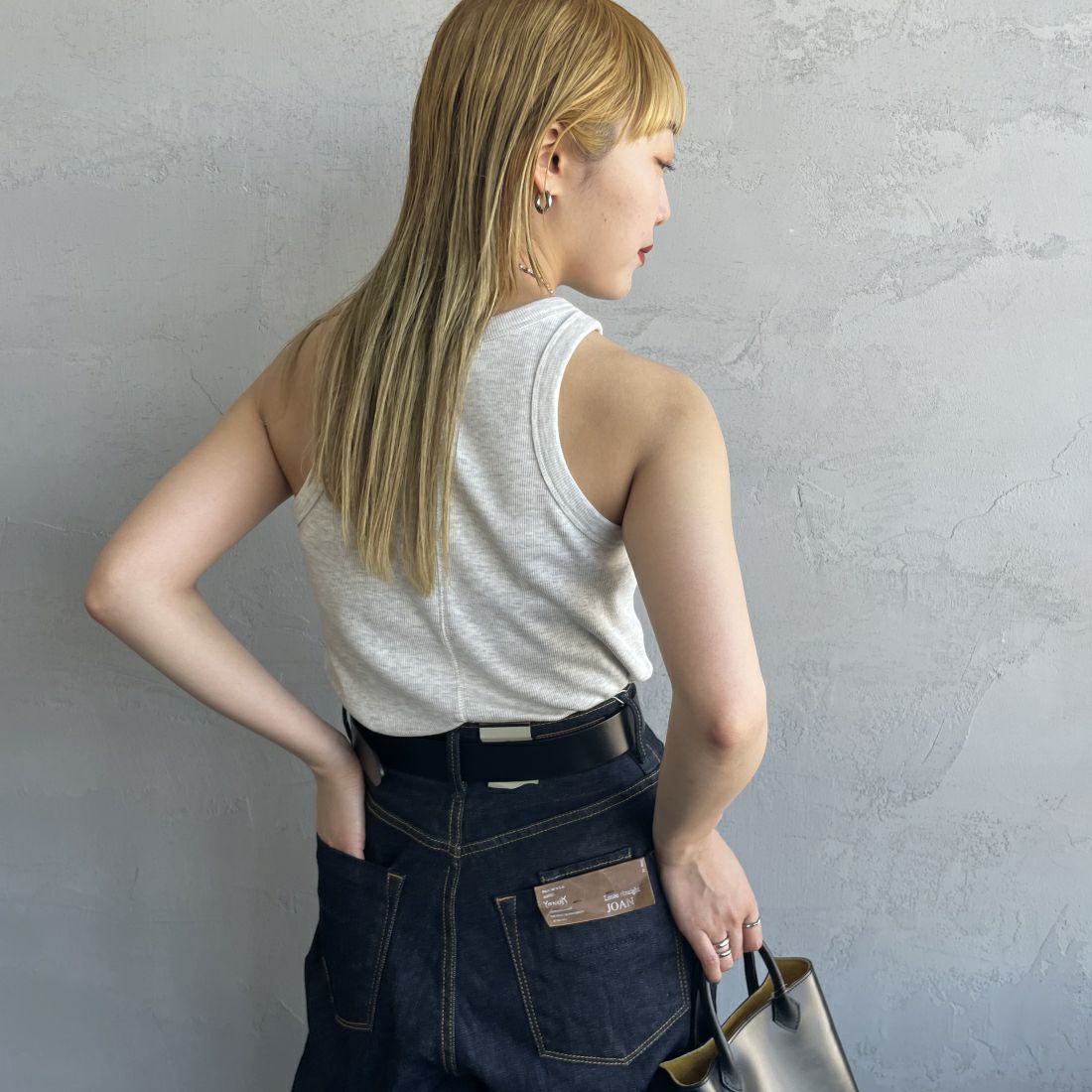 By/m [バイエム] アメリカンスリーブ タンクトップ [24112020] 20 OATMEAL&&モデル身長：156cm　着用サイズ：F&&