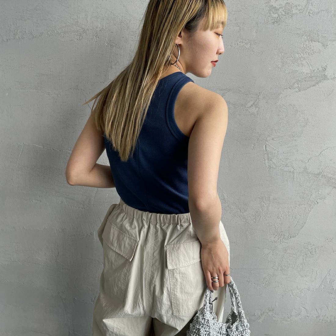 By/m [バイエム] アメリカンスリーブ タンクトップ [24112020] 12 BLUE&&モデル身長：156cm　着用サイズ：F&&