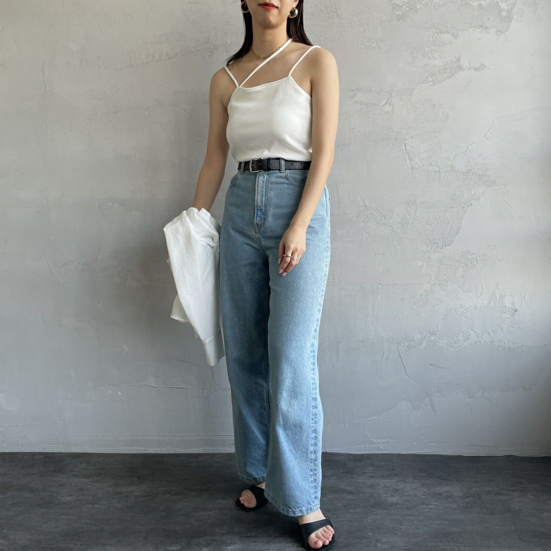 By/m [バイエム] アシメストラップ カップ付きキャミソール [24112021] 02 OFF&&モデル身長：163cm　着用サイズ：F&&