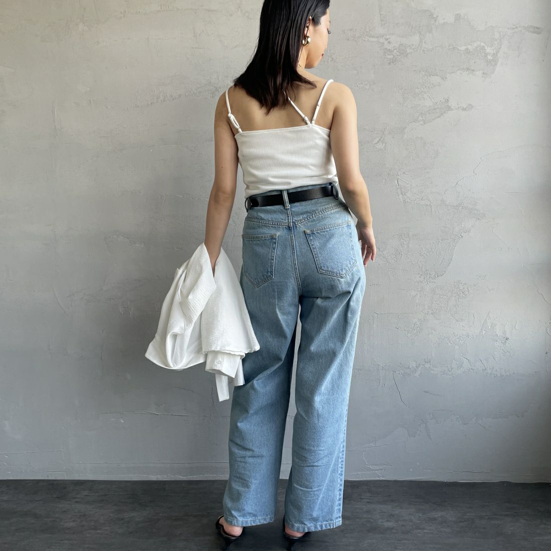 By/m [バイエム] アシメストラップ カップ付きキャミソール [24112021] 02 OFF&&モデル身長：163cm　着用サイズ：F&&