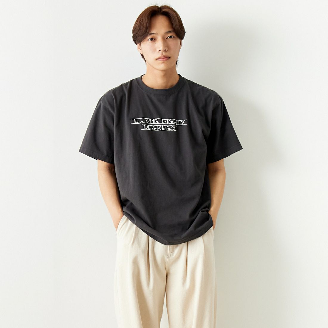 BLACK&&モデル身長：179cm 着用サイズ：L&&