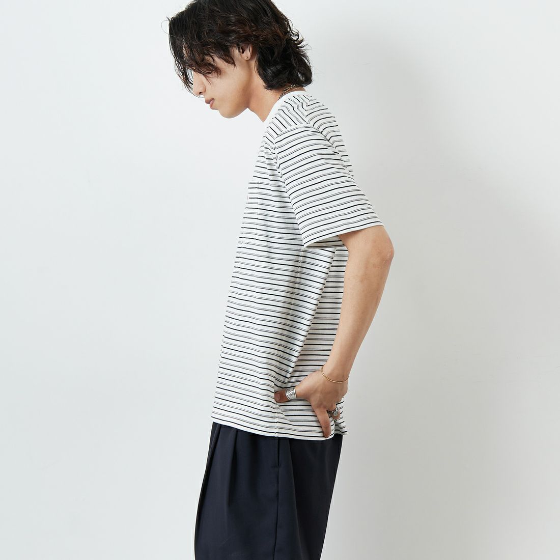 DANTON [ダントン] ストライプ ポケットTシャツ [DT-C0198TCB] ECRU/BLK &&モデル身長：179cm 着用サイズ：L&&