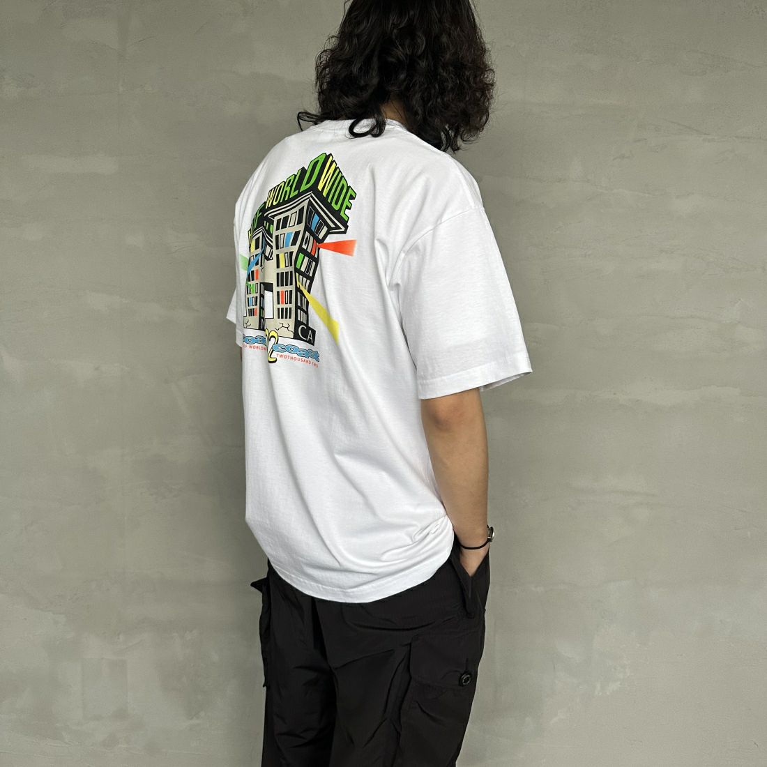 HUF [ハフ] CLUB HOUSE Tシャツ [TS02176] WHITE &&モデル身長：173cm 着用サイズ：L&&