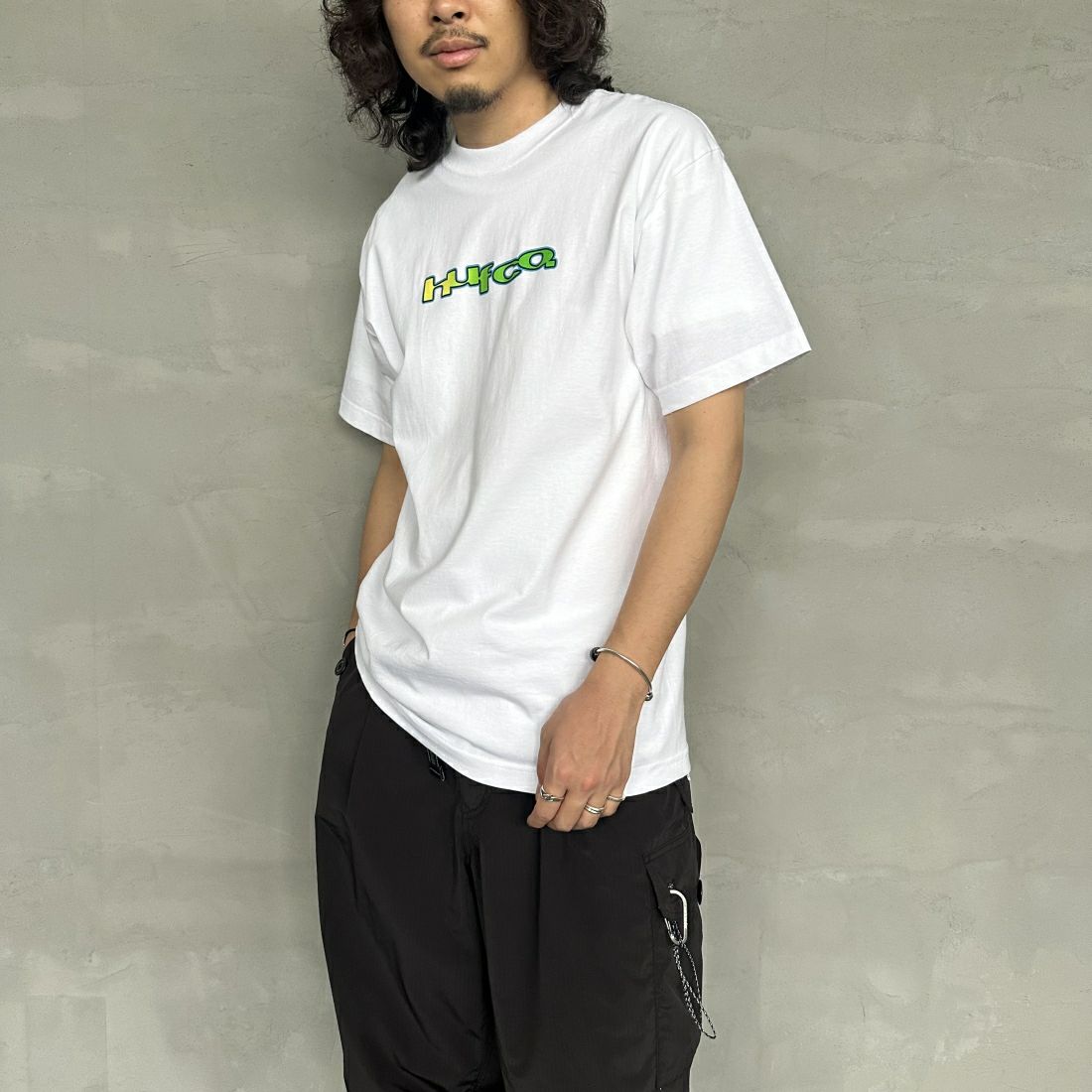 HUF [ハフ] CLUB HOUSE Tシャツ [TS02176] WHITE &&モデル身長：173cm 着用サイズ：M&&