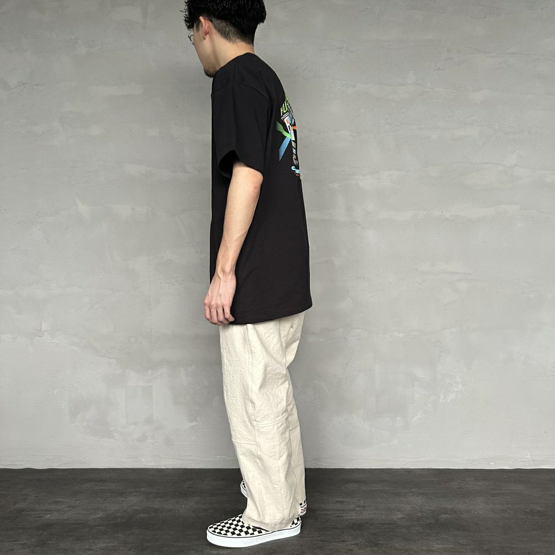 HUF [ハフ] CLUB HOUSE Tシャツ [TS02176] BLACK &&モデル身長：168cm 着用サイズ：L&&