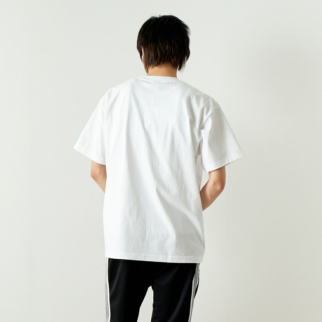HUF [ハフ] MOD-DOG Tシャツ [TS02179] WHITE &&モデル身長：182cm 着用サイズ：L&&
