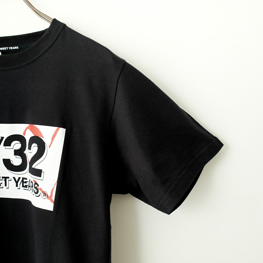SY32 [エスワイサーティトゥ] ニューボックスロゴTシャツ [14153J] BLACK/WHIT