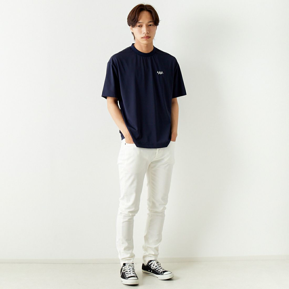 A.P.C. GOLF [アー・ペー・セー ゴルフ] ラウンドTシャツ [CTM4401] NAVY &&モデル身長：179cm 着用サイズ：L&&