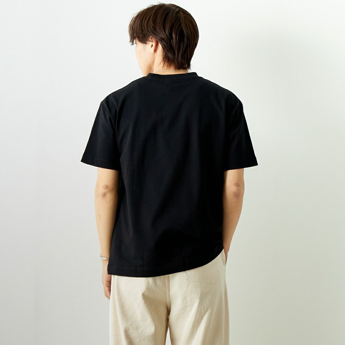 SLICK [スリック] レギュラーフィットプリントTシャツ UNLESS [5255856] 700 BLACK &&モデル身長：179cm 着用サイズ：2&&