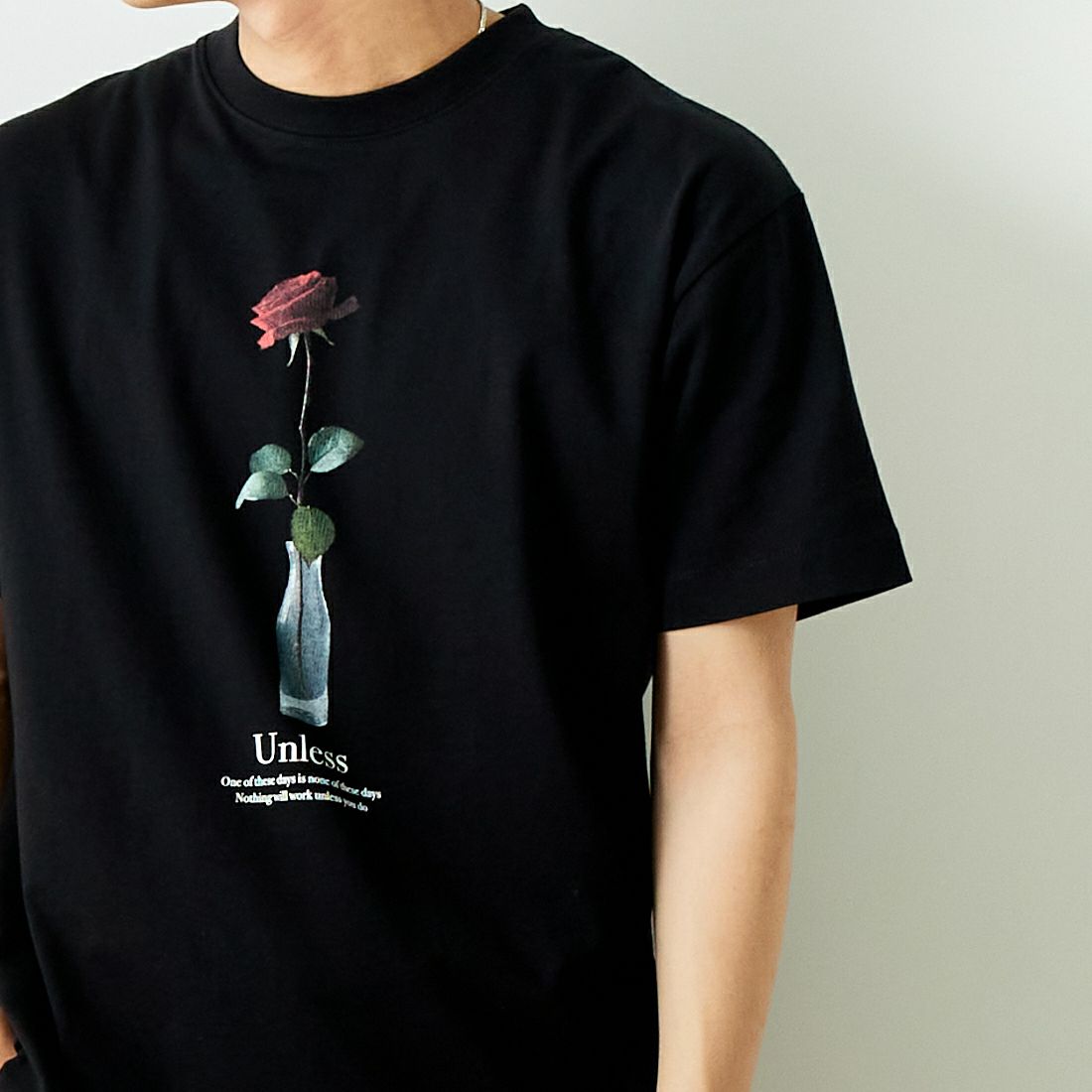 SLICK [スリック] レギュラーフィットプリントTシャツ UNLESS [5255856] 700 BLACK