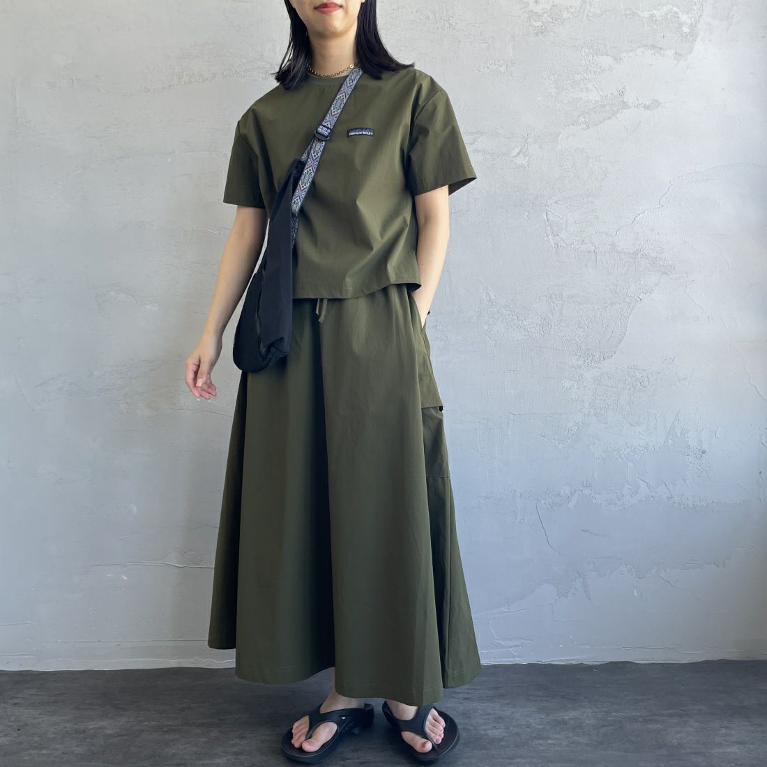 67 OLIVE&&モデル身長：163cm 着用サイズ：F&&