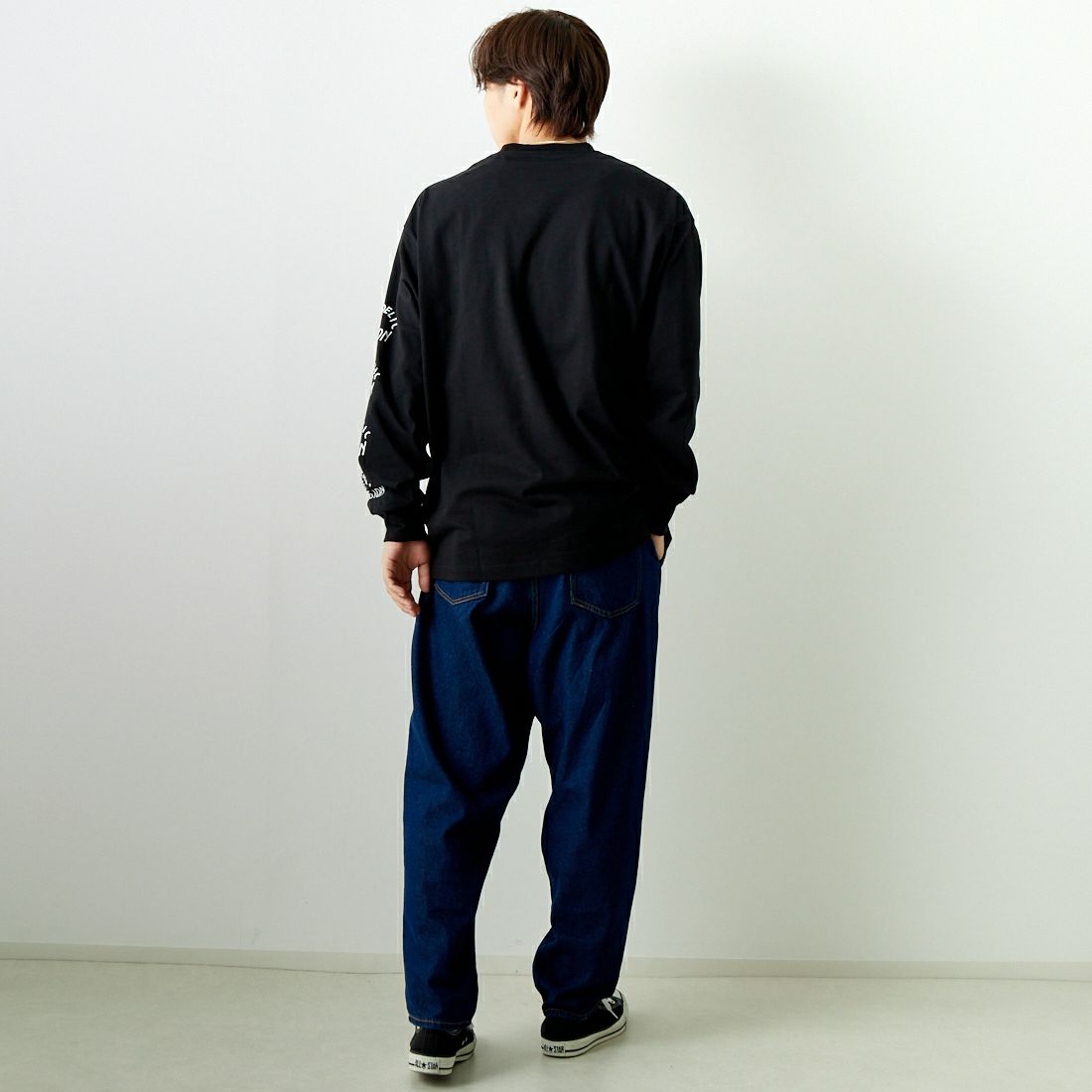 POLeR [ポーラー] サイケデリック リラックスフィットTシャツ [241MCV0242] BLACK &&モデル身長：179cm 着用サイズ：L&&