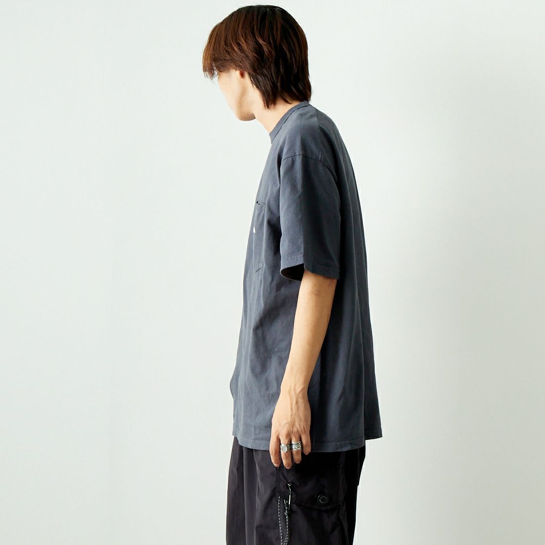 THE NORTH FACE PURPLE LABEL [ザ ノースフェイス パープルレーベル] 7OZ ポケットTシャツ [NT3366N] AO AH/OW &&モデル身長：179cm 着用サイズ：XL&&