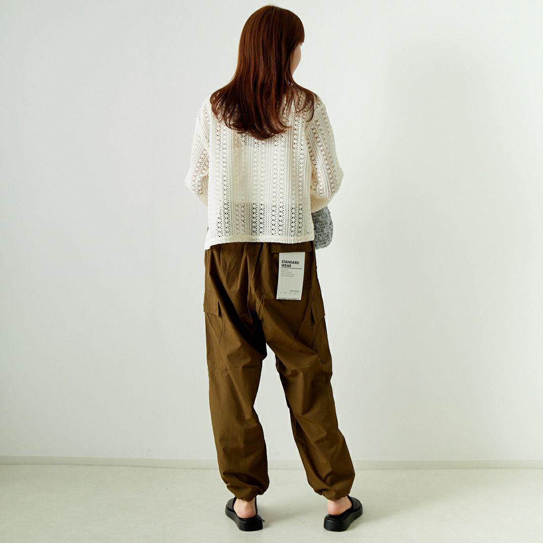 Jf Ready Made [ジェイエフレディメイド] カットレースリボンカーディガン [8845349-01] 02 ｵﾌ &&モデル身長：167cm 着用サイズ：F&&
